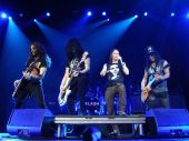 Concert solo 2012 1020_paris alphaxl slash (65)